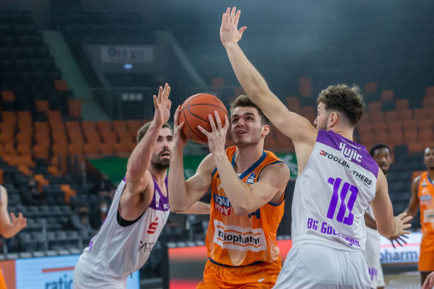 进攻节奏的 进攻节奏的